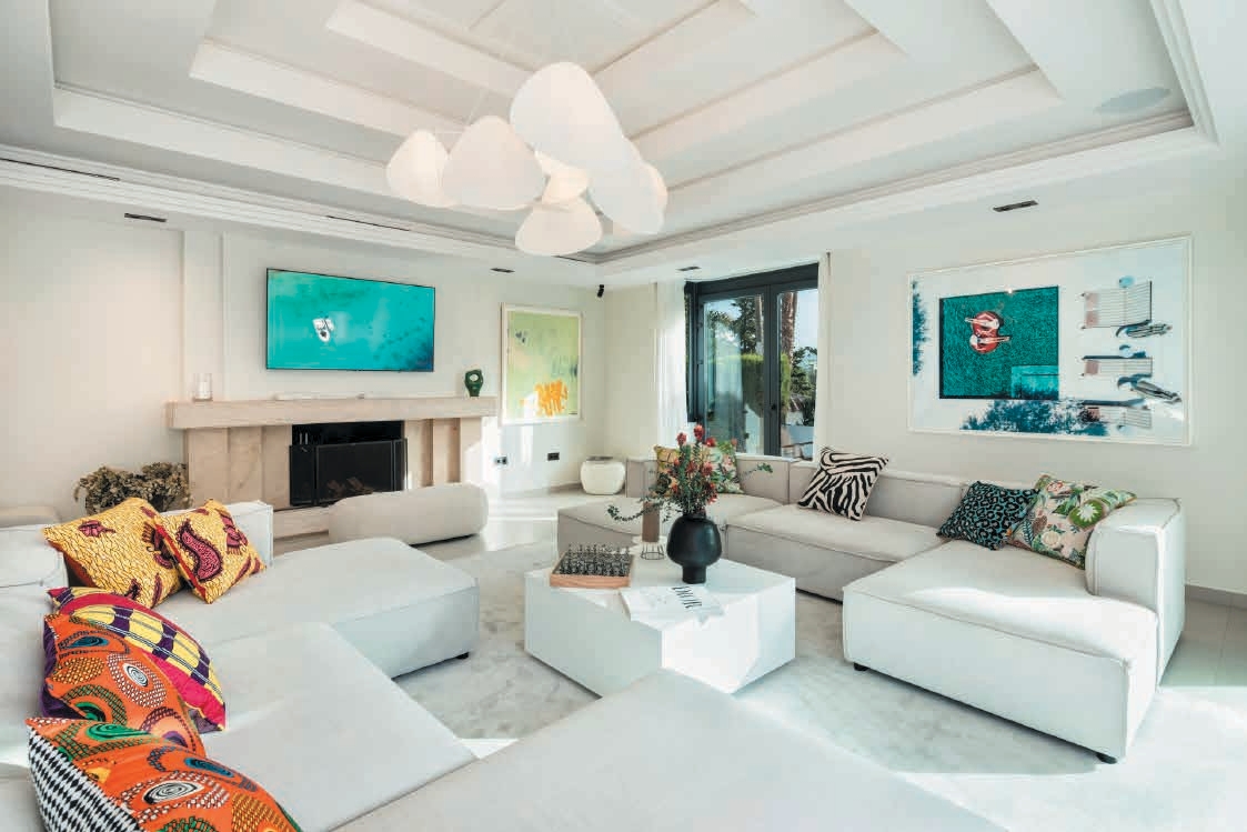 Nueva Andalucía Luxury Villa - Image 15