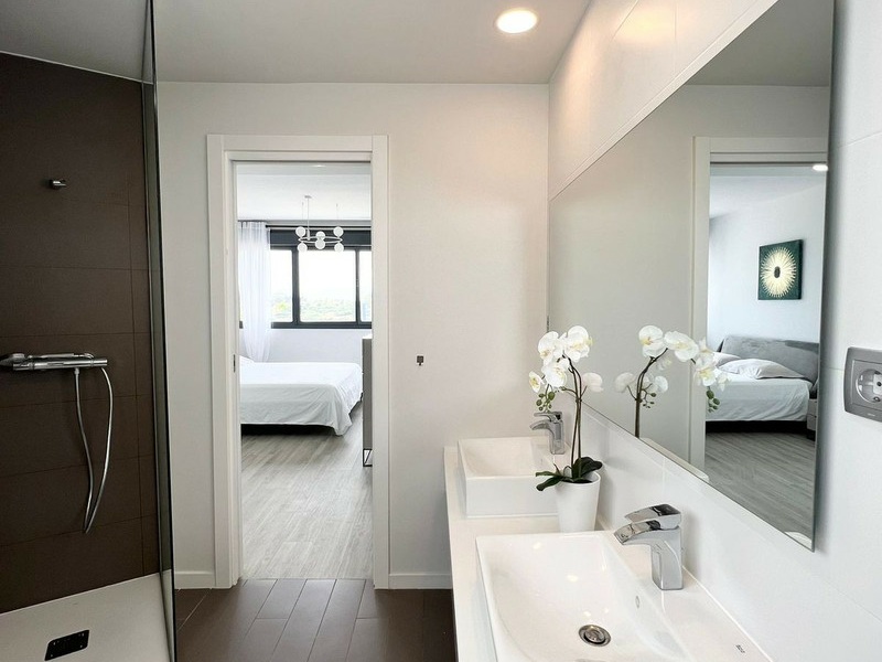 Le Mirage Corner Townhouse - Image 10