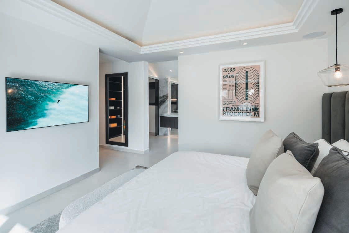 Nueva Andalucía Luxury Villa - Image 8