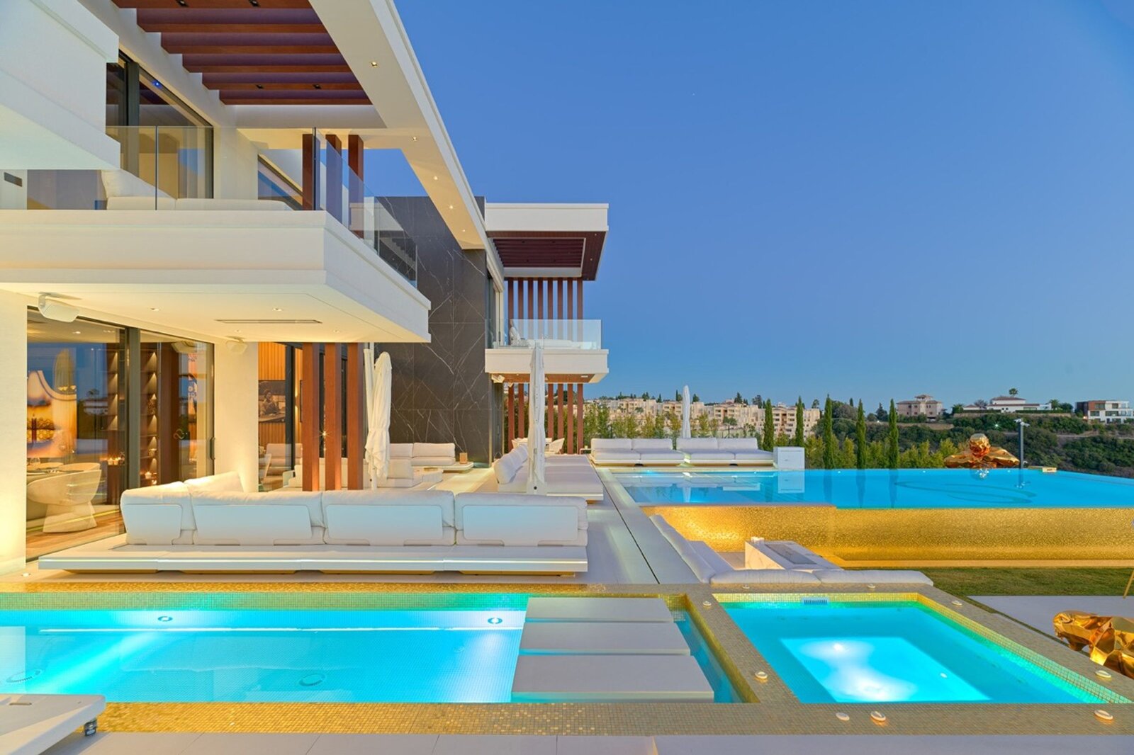 Villa Theia image 6