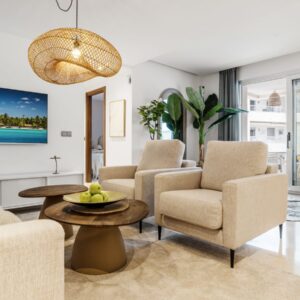 San Pedro Beachside Apartment image 1
