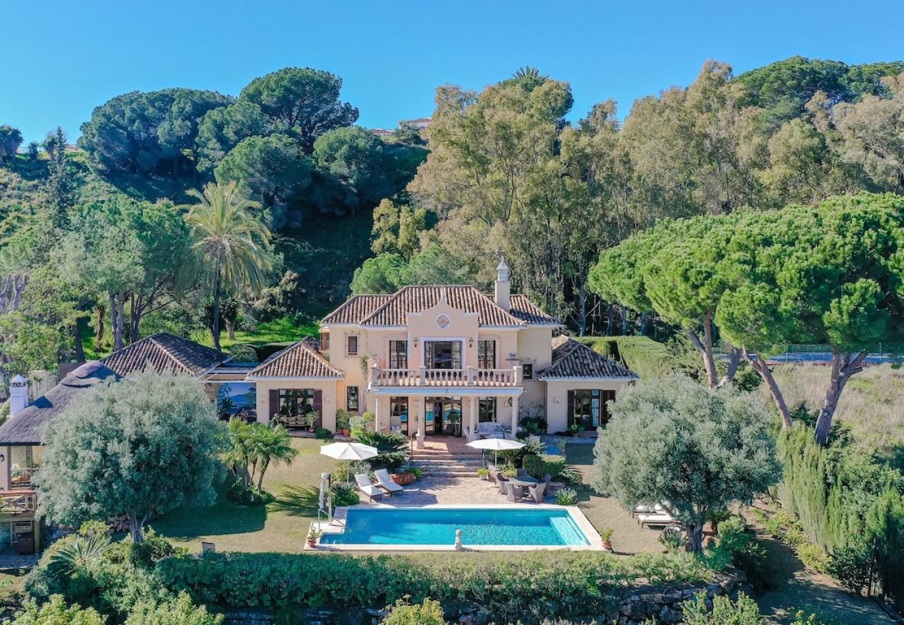 Villa Elegancia image 1