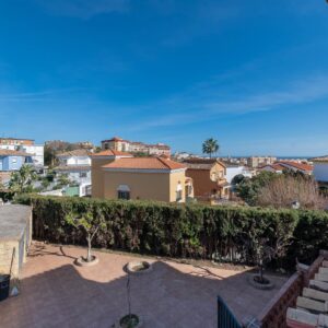 Classic 5 BDRM Andalucian Villa w Pool & Sea View image 1