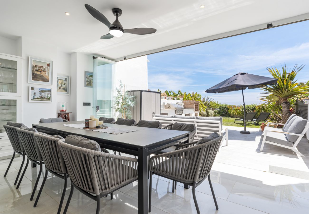 Beach Townhouse image 1