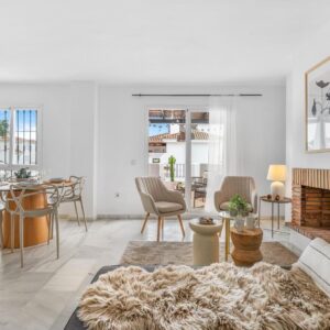 Bright Penthouse in Los Naranjos w Rooftop Terrace