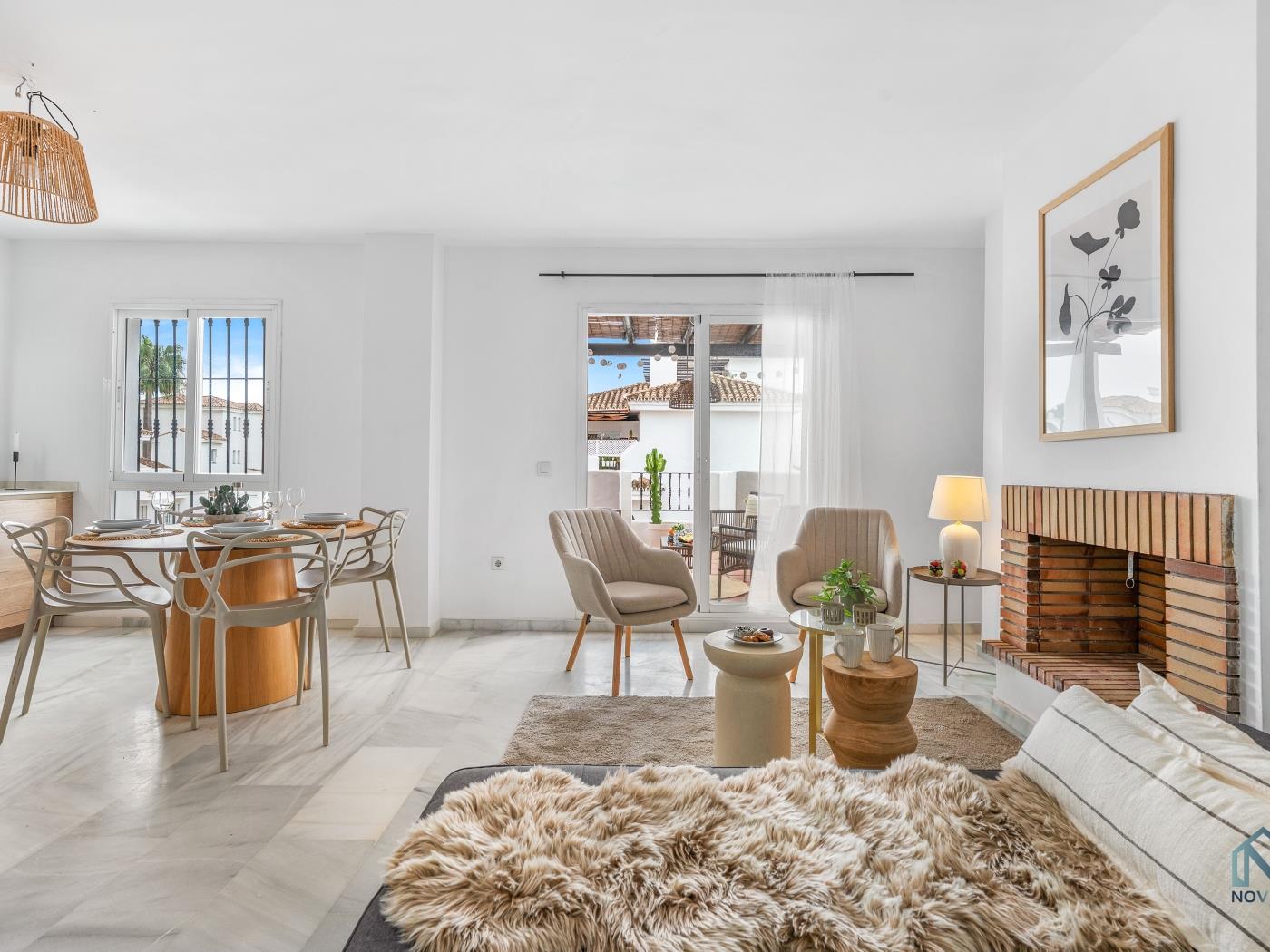 Bright Penthouse in Los Naranjos w Rooftop Terrace
