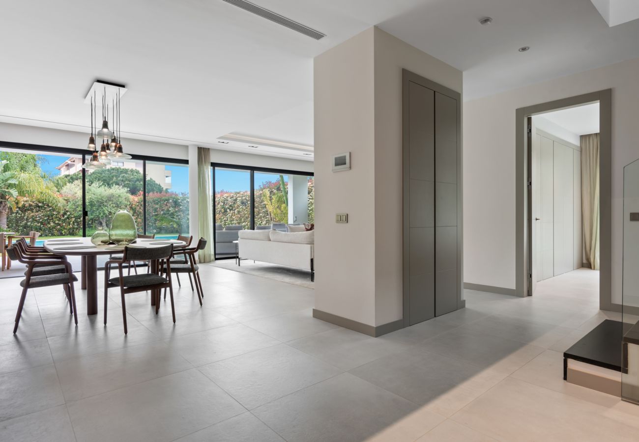 Villa Banus image 2