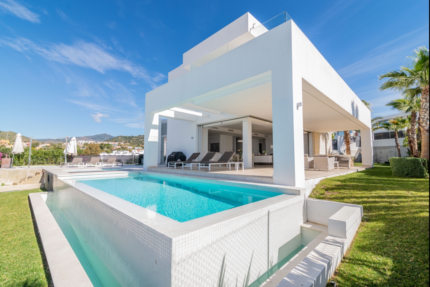 NEW Luxurious Villa next to Beach/Golf — La Finca
