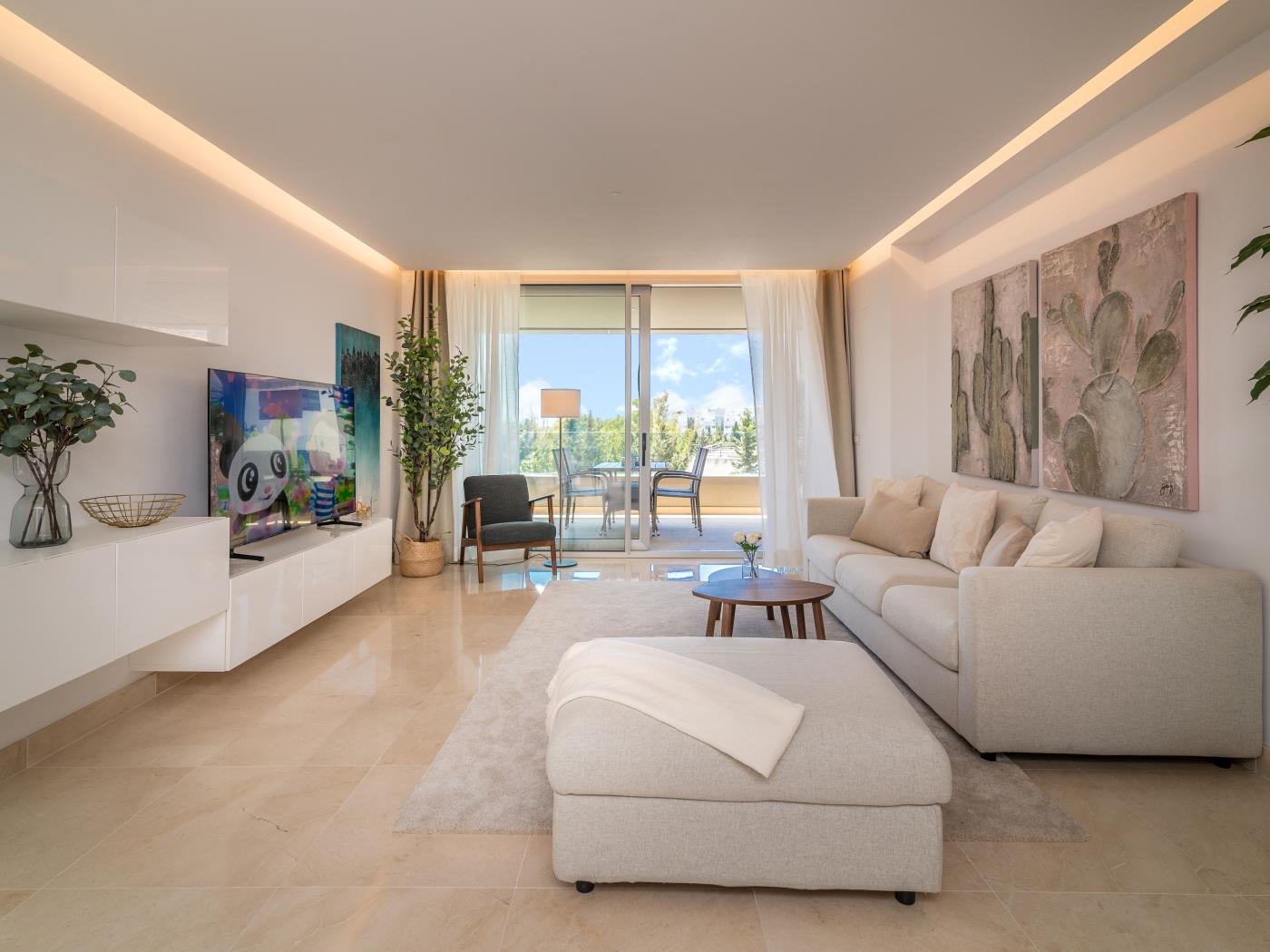 NEWLY BUILT Top Modern Penthouse in Puerto Banús