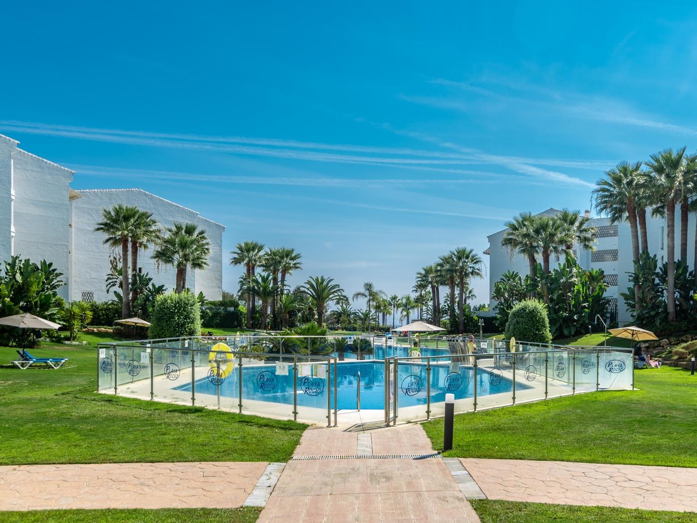 Lovely 1 BDRM Rental Unit Paradise with Pool image 3