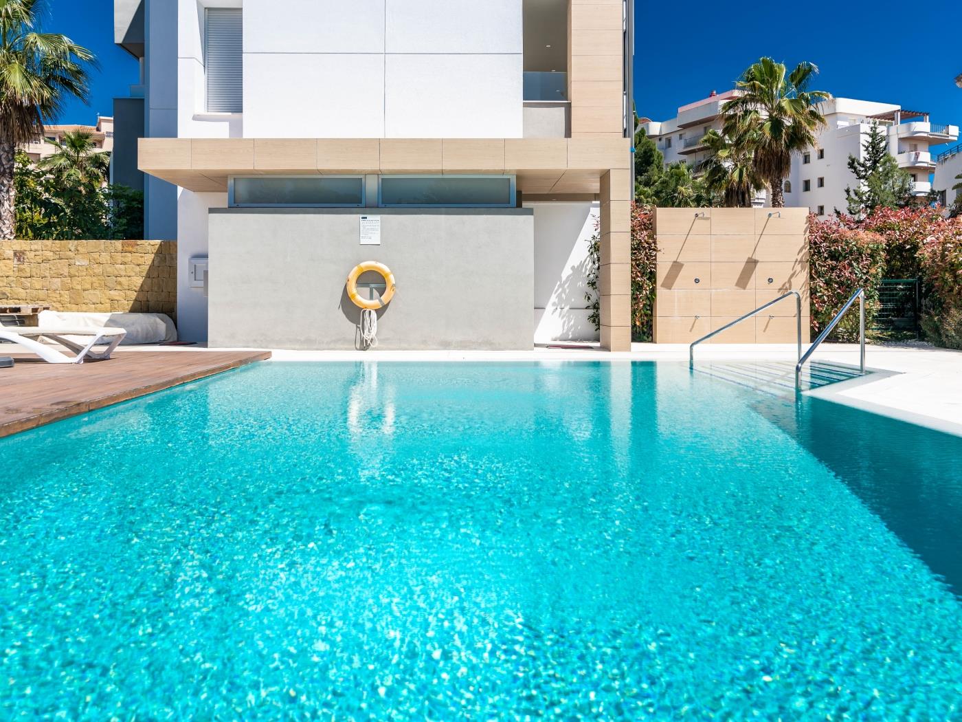 NEWLY BUILT Top Modern Penthouse in Puerto Banús image 4