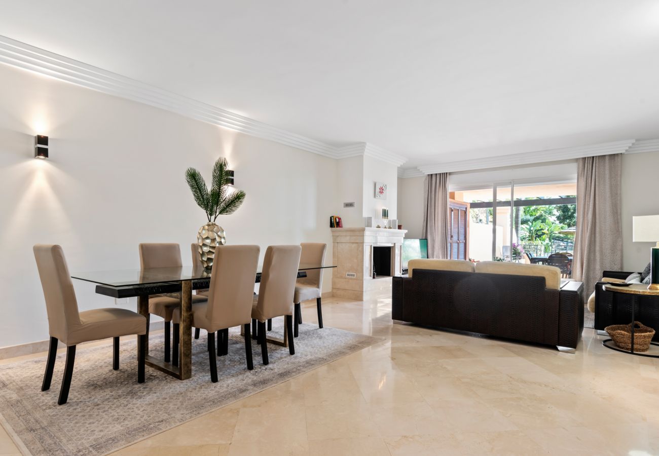 Albatross Hills Apartment image 4