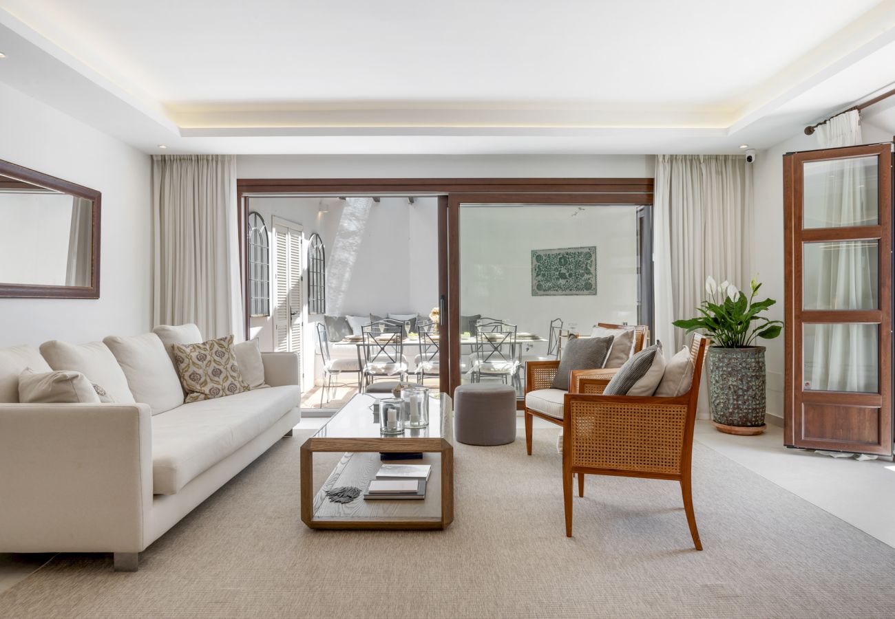 Lomas de Marbella Club Townhouse image 4