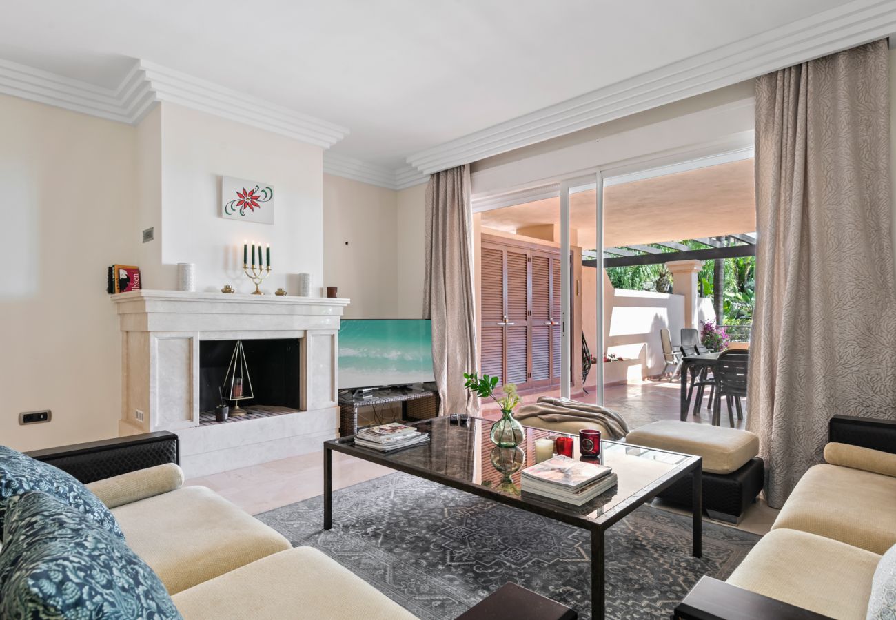 Albatross Hills Apartment image 5