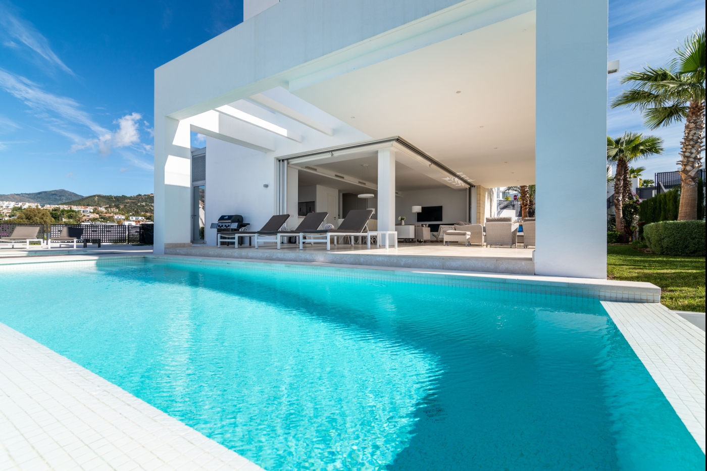 NEW Luxurious Villa next to Beach/Golf — La Finca image 5