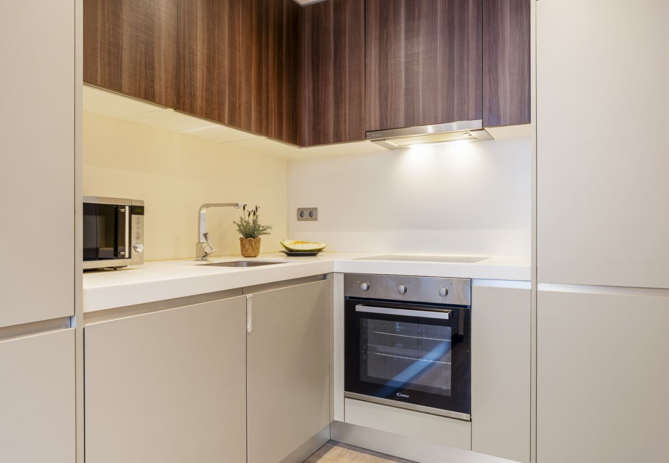 San Pedro Beachside Apartment image 5