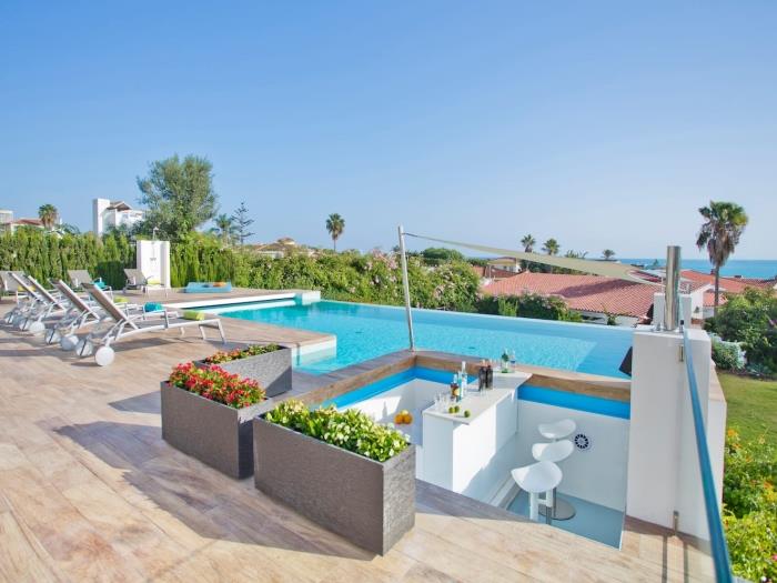 Extravagant 8 BDRM Villa In Marbella, Beachside ✔ image 5