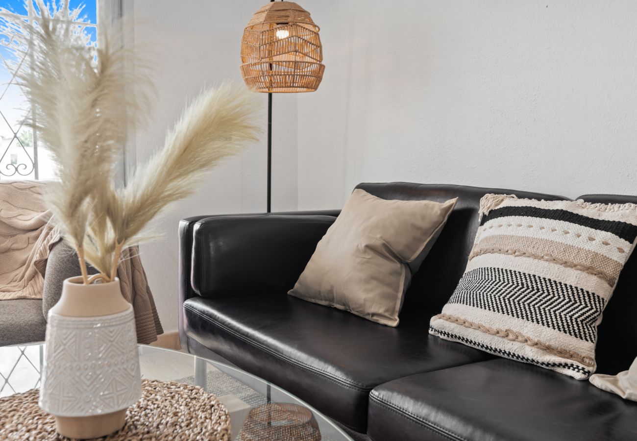 Andalucia Garden Club Apartment image 6