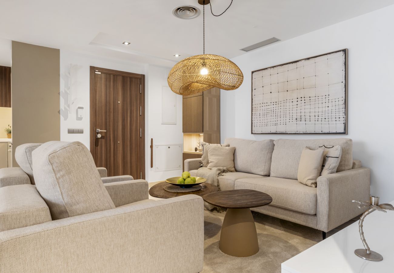 San Pedro Beachside Apartment image 7