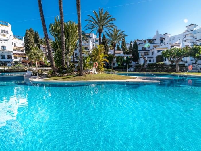 Aldea Blanca 2 BDRM Central Apt w Stunning Views image 7