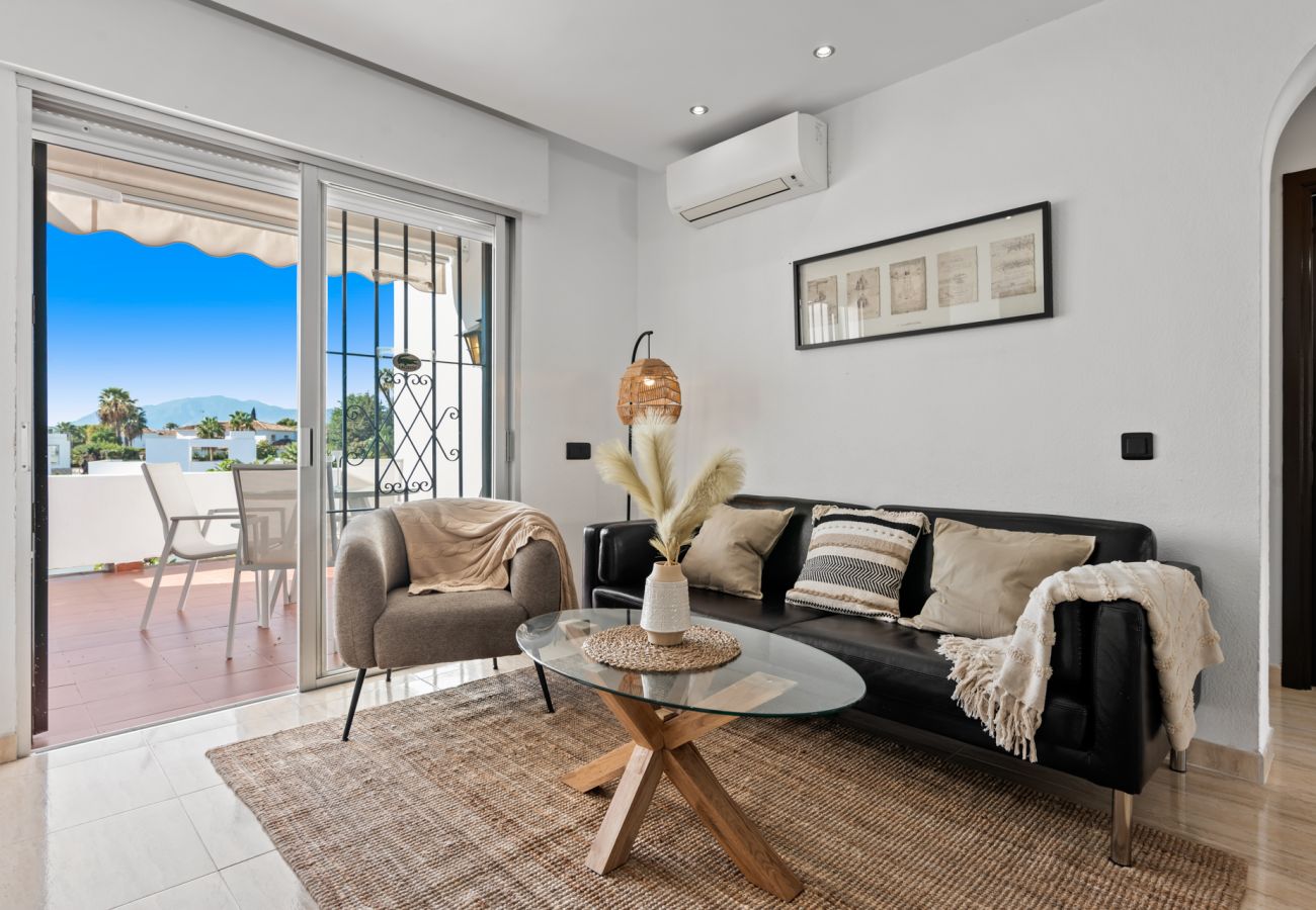 Andalucia Garden Club Apartment image 8