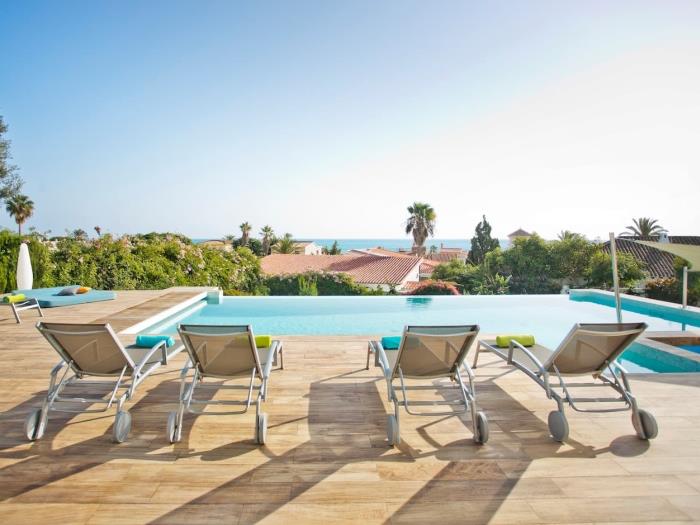 Extravagant 8 BDRM Villa In Marbella, Beachside ✔ image 8