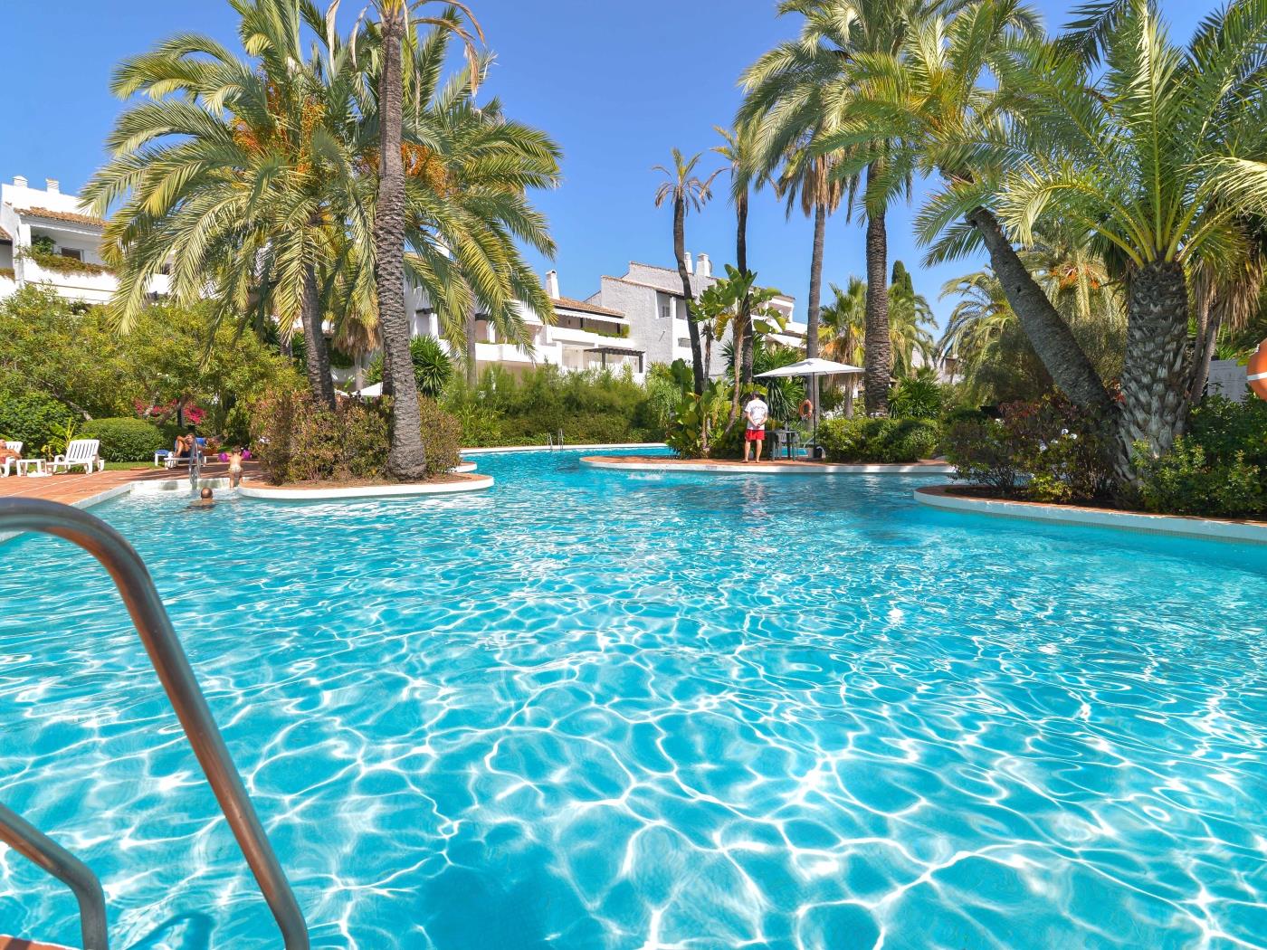 ✰Luxurious Beachside In The Heart Of Puente Romano image 8